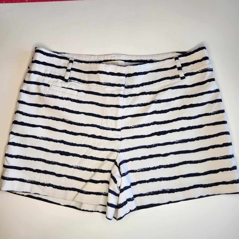 LOFT Shorts‎ Women's Size 4 White & Navy Striped Cotton Blend Nautical